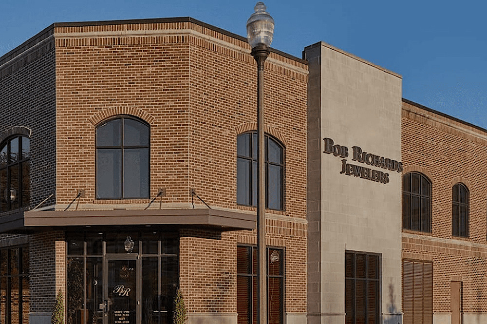Bob Richards Jewelers completes the new building